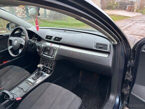 Volkswagen Passat B6 2.0 TDI 2007 Bez koroze - 13