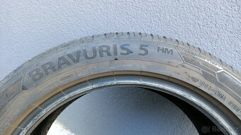 letni pneu Barum Bravuris 5 ,215/50R17 - 13