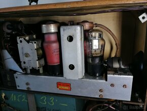 Staré přenosné, bateriové rádio - Markofon MB 452 - 13