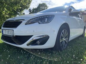 Peugeot 308 SW 1.6 BlueHDi 85tis.km 1. majitel 88kW FullLED - 13