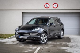 Porsche Cayenne Diesel Platinum Edition, Slovenské, DPH - 13