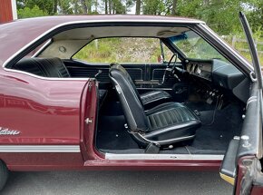 1966 Oldsmobile Cutlass - 13