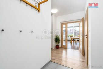 Prodej bytu 4+kk, 164 m², Praha, ul. Novostrašnická - 13