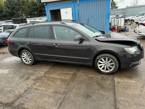 Skoda Superb Combi 2.0TDi 125 kw pojizdne airbag ok 2015 - 13