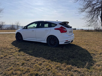 Ford Focus ST 2.0 EcoBoost 184 kW – 2013 - 13