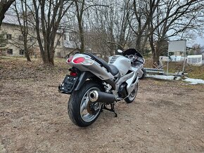 Kawasaki ZZR 1200 r.v.2002 - 13