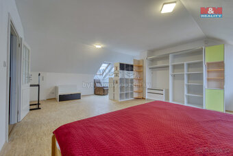 Prodej rodinného domu, 238 m², Karlovy Vary, ul. Motýlí - 13