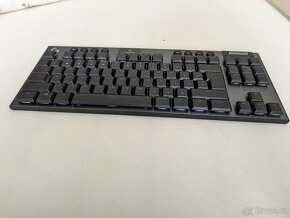 Klávesnice Logitech G915 TKL - jako nová - 13