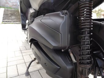 Yamaha X-Max 400 - 13