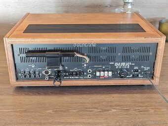 AKAI AA-8500 TOP model receiveru r. 1970-72 - 13