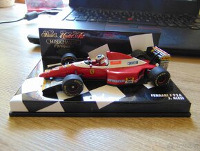 Ferrari 1:43 a - 13