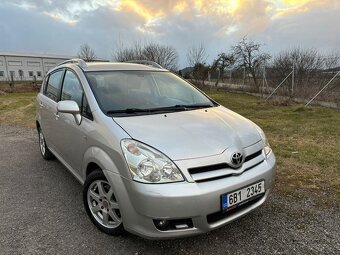 Toyota Corolla Verso 2,0 D4D 100kw Nová STK - 13