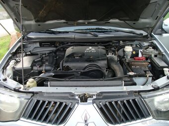 Mitsubishi L200, 2,5 Di-D 4x4 rok 2008 - 13