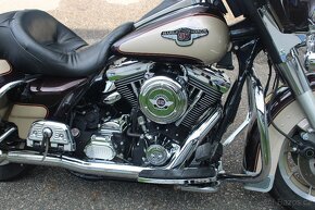 Harley-Davidson FLHTCUI ElectraGlide 95th anniversary - 13