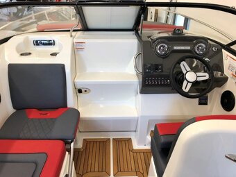 BAYLINER 742 Cuddy + MERCRUISER 6,2l V8 MPI DTS 350ps BRAVO - 13