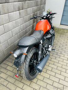 Moto Guzzi V7 Stone r.v.2021 najeto 6tis km - 13