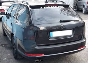 Skoda cerny znak cerne loga emblemy - 13