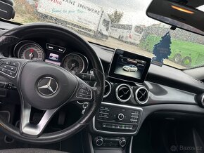 Mercedes-Benz CLA 180 - 13