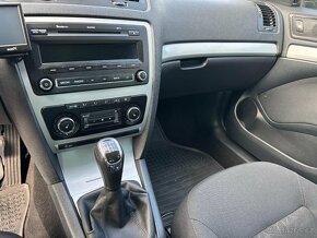 Škoda Octavia 2.0 Tdi 81kw Family r.v.2012, Serviska - 13