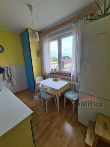 Pronájem bytu 2+1 s lodžií, 52m2, Opava, ul. Purkyňova - 13