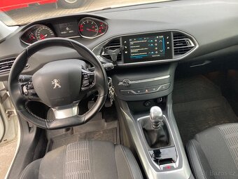 Peugeot 308 SW, allure, panorama, ČR, perleťová metaliza - 13