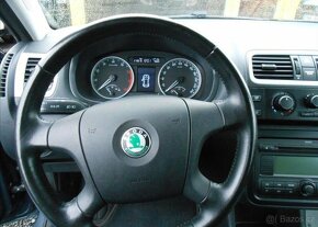 Škoda Roomster 1,6 16V 77 kW KLIMA Serviska benzín manuál - 13