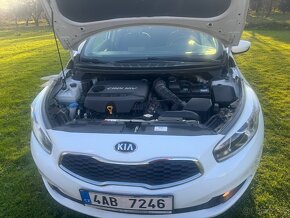 Kia Ceed  1.6. Crdi  nafta r.v 2014, 81tis,km Combi - 13