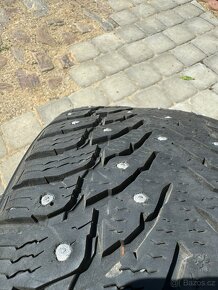 Nokian Tyres Hakkapelutta 225/50 r17 gumy s hroty - 13