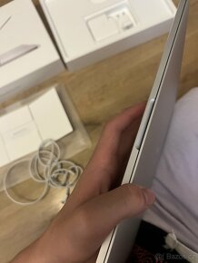 Aplle Macbook 2017 8gb, 128gb 2,4 Ghz - Jako Nový - 13