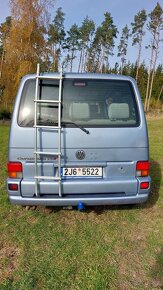 VW CARAVELLE T4 LONG - 2,5 TDI 75 KW 4x4 - TAŽNÉ - 13