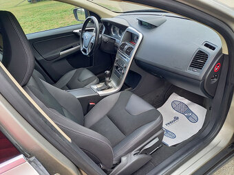 Volvo XC60, 2.0D5 120kw klima+ROZVODY - 13