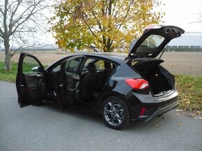 Ford Focus 1.0 ST Line - 13