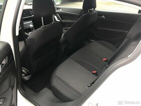 Peugeot 308 1.2 i 81 kW r.v.2018 95 000 km ČR+1.majitel - 13