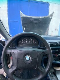 BMW E34 525i automat 141kw 24ventil - 13