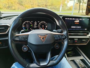 Cupra Leon VZ TSI 180kw e-hybrid,LED,kamera,tažné,virtual - 13