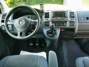 VW MULTIVAN T5(1)TEAM- 2.0TDI 103kW-WEBASTO-SERVIS-TOP STAV - 13