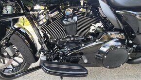 Harley-Davidson Street Glide Special 2018 - 13