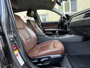 BMW Řada 3 320i E91 Kůže Bi-Xenony Tempomat ALU R17 M-Paket - 13