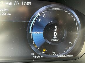 Volvo V90 T8 AWD recharge 392k, DPH - 13