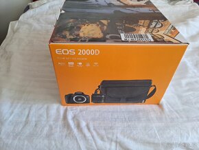 Prodám zánovní zrcadlovku Canon EOS 2000D a příslušenstvím - 13