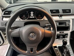 VW Passat Variant 2.0 TDI 103kw 2014 181.000 KM - 13