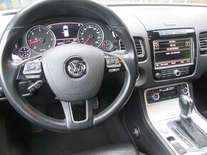 VW TOUAREG 3.0TDi 180kw r.v.2013 nový v čr,po 1.maj.DPH - 13