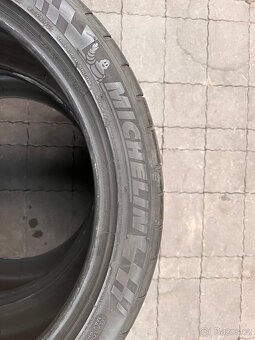 Michelin PilotSport / PilotSuperSport R19 - 13