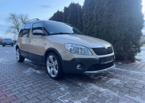 Škoda Roomster Scout Panorama 1,6 TDi Tažné nafta - 13