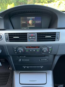 BMW Řada 3, 320i 110kW Navi-Panorama-Serviska - 13