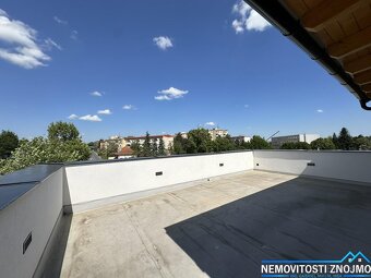 Prodej rodinného domu 4+kk, dvojgaráž, střešní terasa 60m2,  - 13