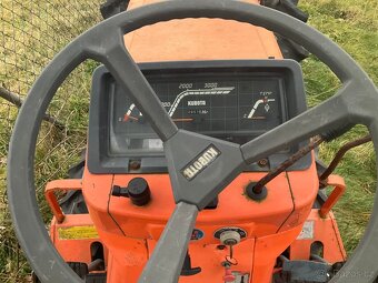 Japonský Traktor Kubota ZB1-16 + stříška - 13