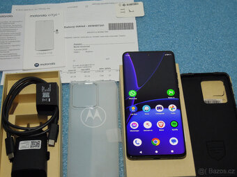 Motorola EDGE 40 5G 8GB/256GB černá Komplet Záruka - 13