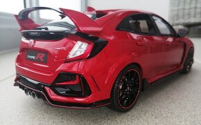 Honda Civic Type R GT FK8 Euro Spec 1/18 OTTO - 13