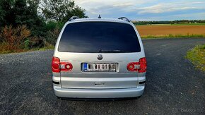 VOLKSWAGEN SHARAN TDi 2008 - 13